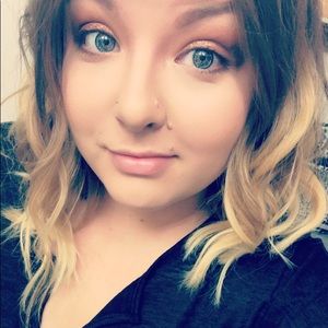 Meet your Posher, Ashlee